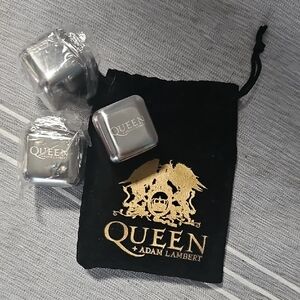 Queen Silver Whiskey Stones Set